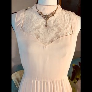 NEW Fury pink dress with lining. Side Zipper. M